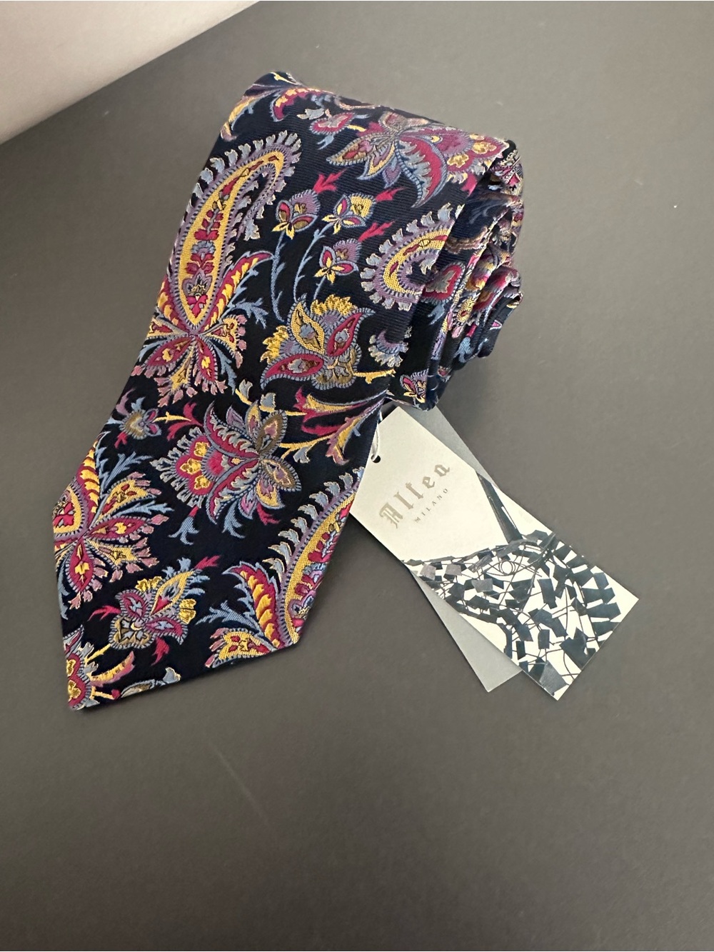NWT Altea Milano 100% Silk Paisley Tie Handmade in Italy Luxury Designer